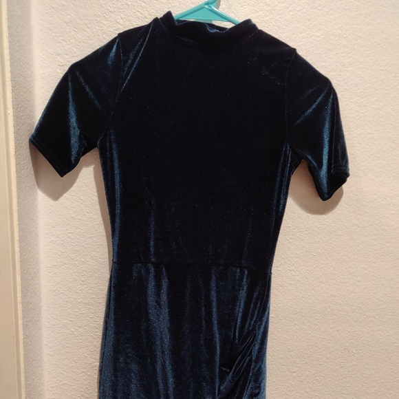 Leona High Neck Velvet Bodycon Dress - Picture 1 of 2